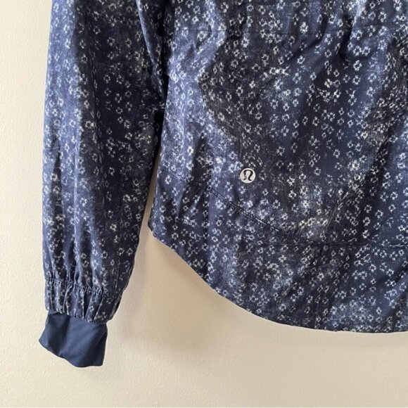 Lululemon Spring Forward Jacket Kanoko Twist Inkwell  Ghost / Inkwell Size 4 - Picture 13 of 16
